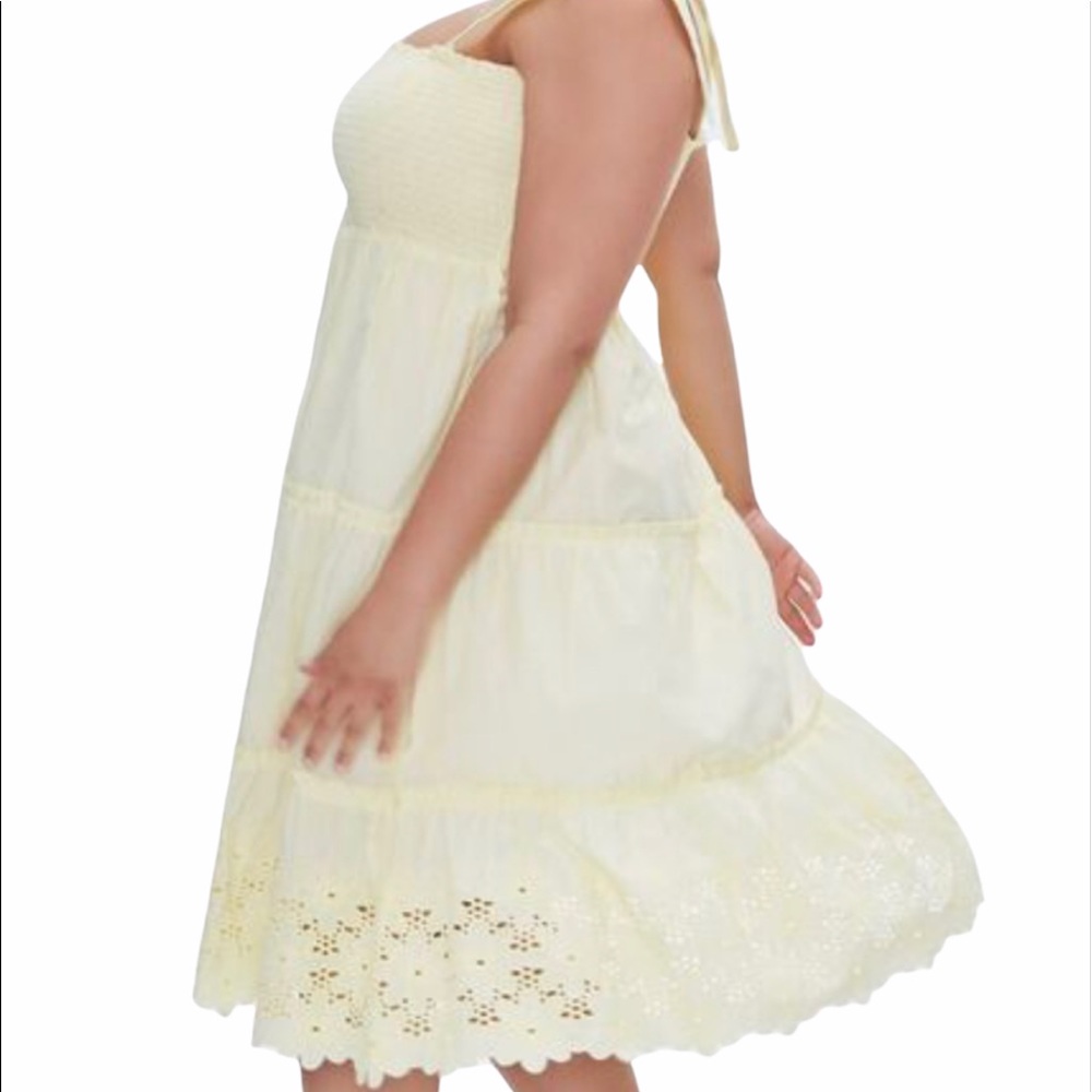 New Forever 21 Plus Pale Yellow smocked sundress 1X